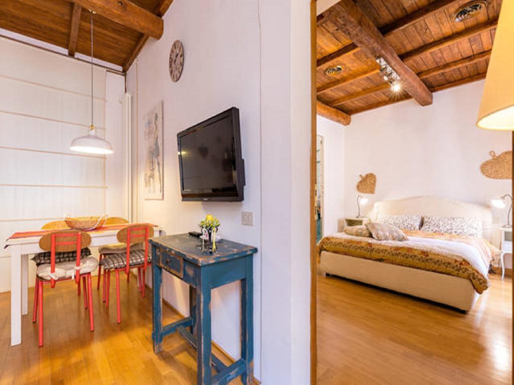 Apartamento Il Mandorlo A Monti Roma Exterior foto