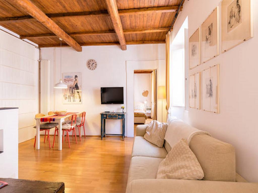 Apartamento Il Mandorlo A Monti Roma Exterior foto