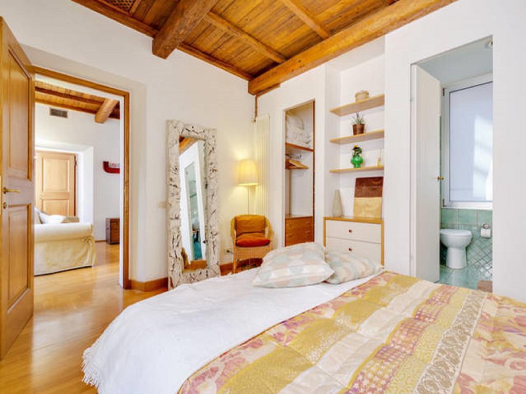 Apartamento Il Mandorlo A Monti Roma Exterior foto