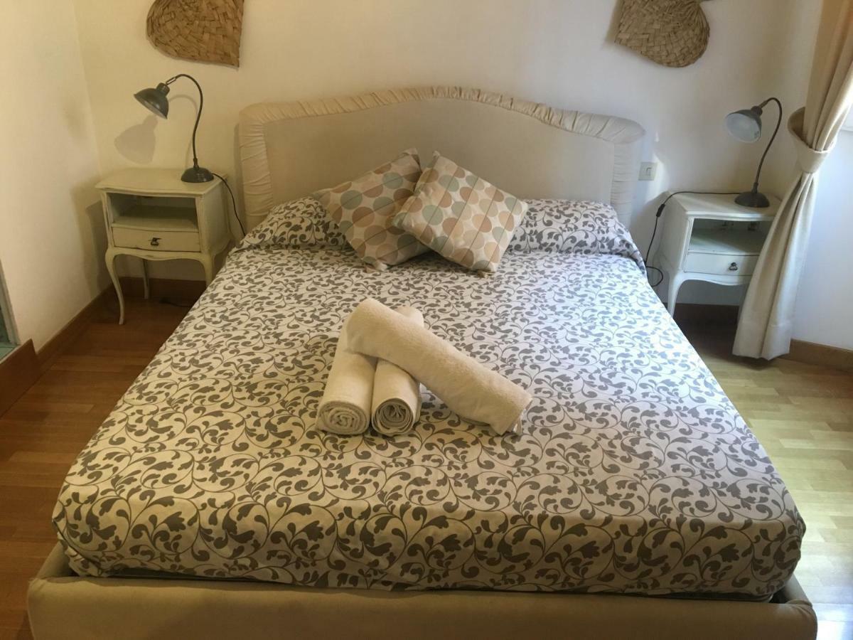 Apartamento Il Mandorlo A Monti Roma Exterior foto